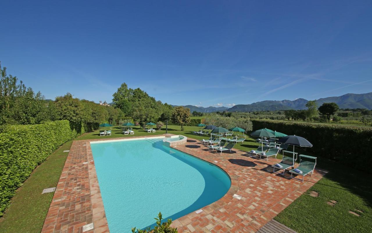 Residence Il Melograno Manerba del Garda Buitenkant foto