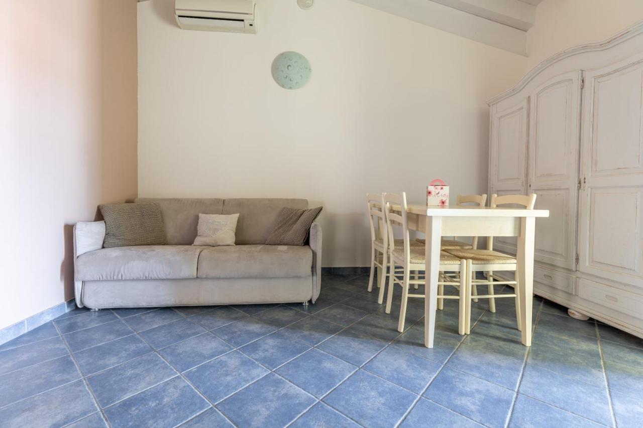 Residence Il Melograno Manerba del Garda Buitenkant foto