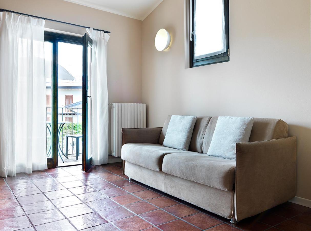 Residence Il Melograno Manerba del Garda Buitenkant foto