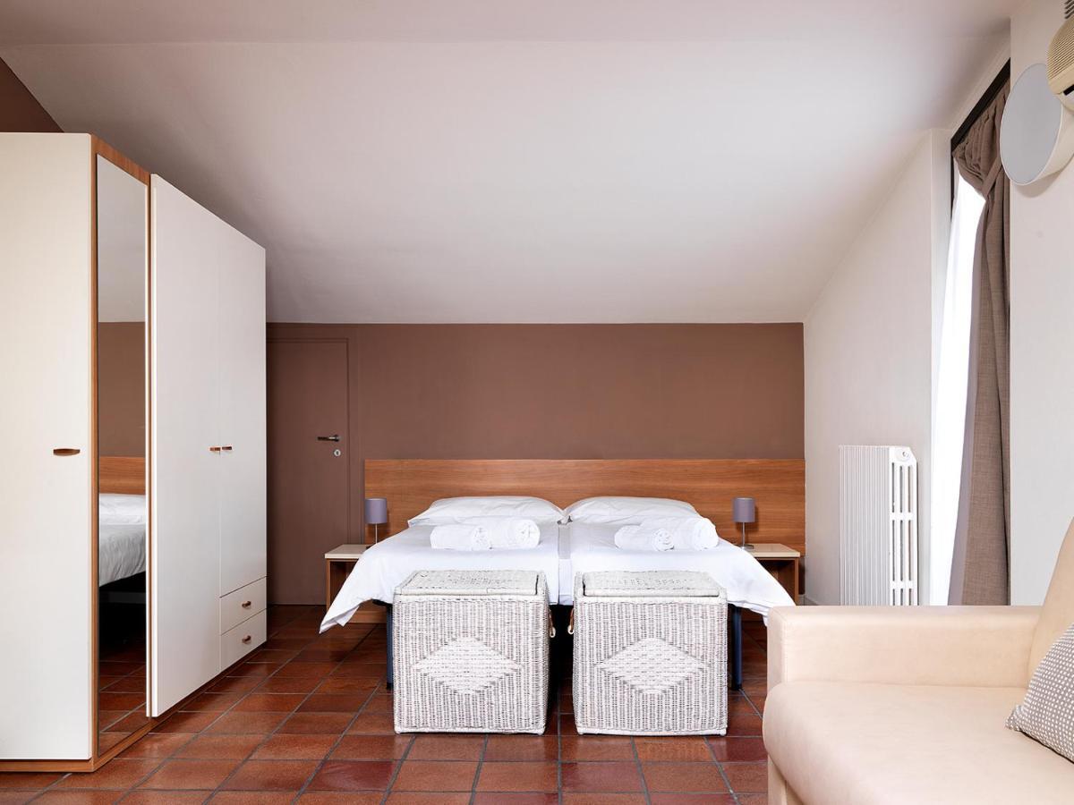 Residence Il Melograno Manerba del Garda Buitenkant foto
